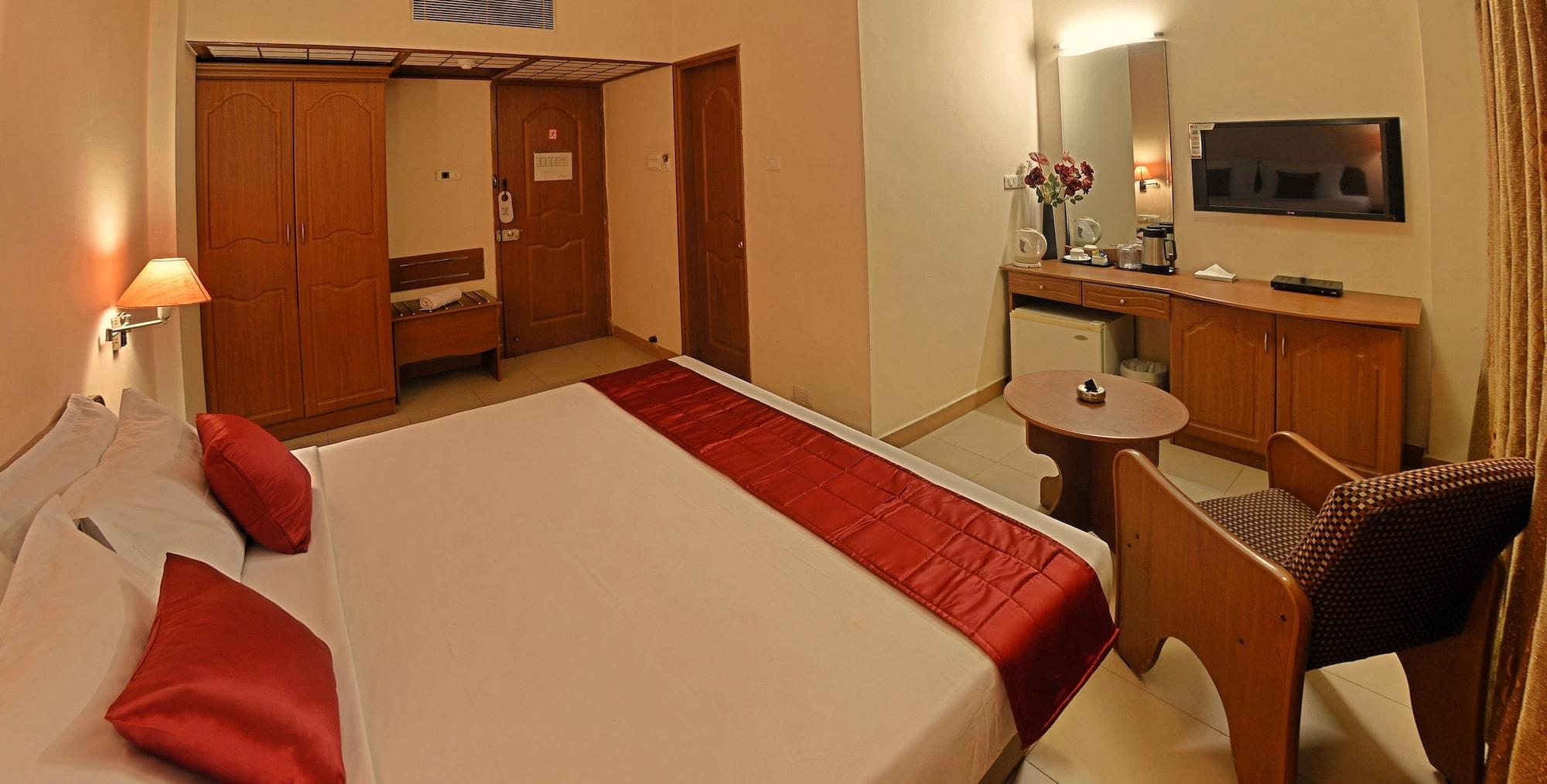 Hotel Super Townhouse Koyambedu Chennai Zewnętrze zdjęcie