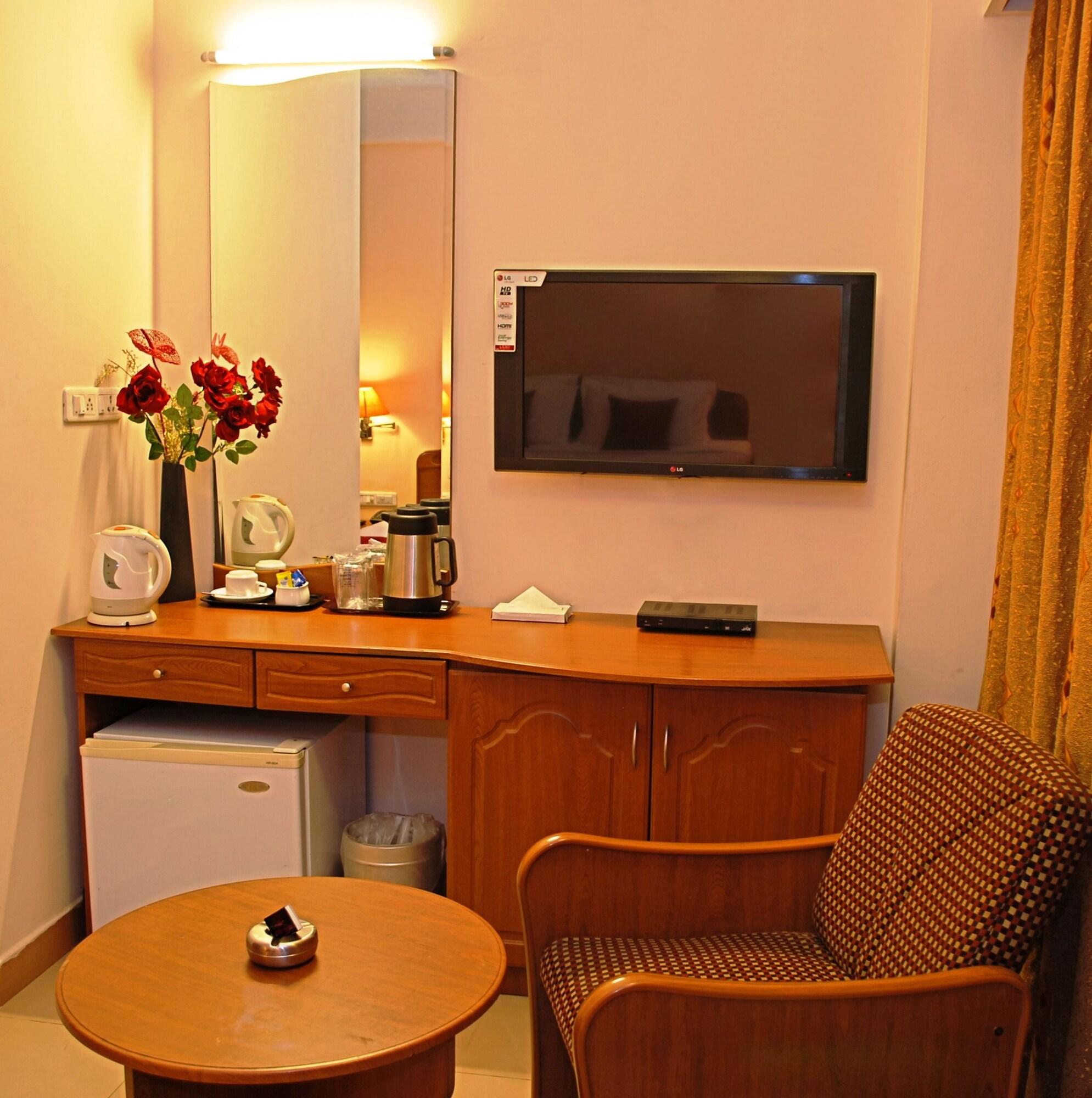 Hotel Super Townhouse Koyambedu Chennai Zewnętrze zdjęcie