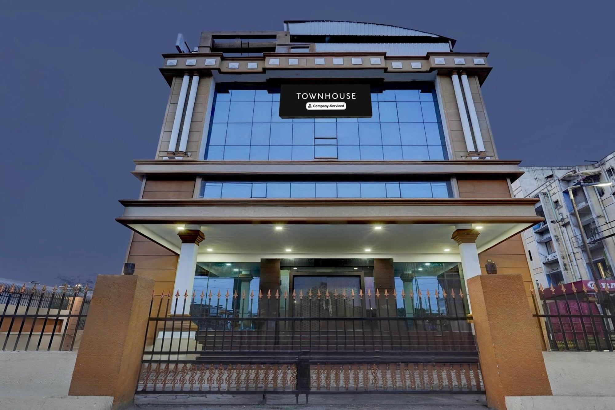 Hotel Super Townhouse Koyambedu Chennai Zewnętrze zdjęcie