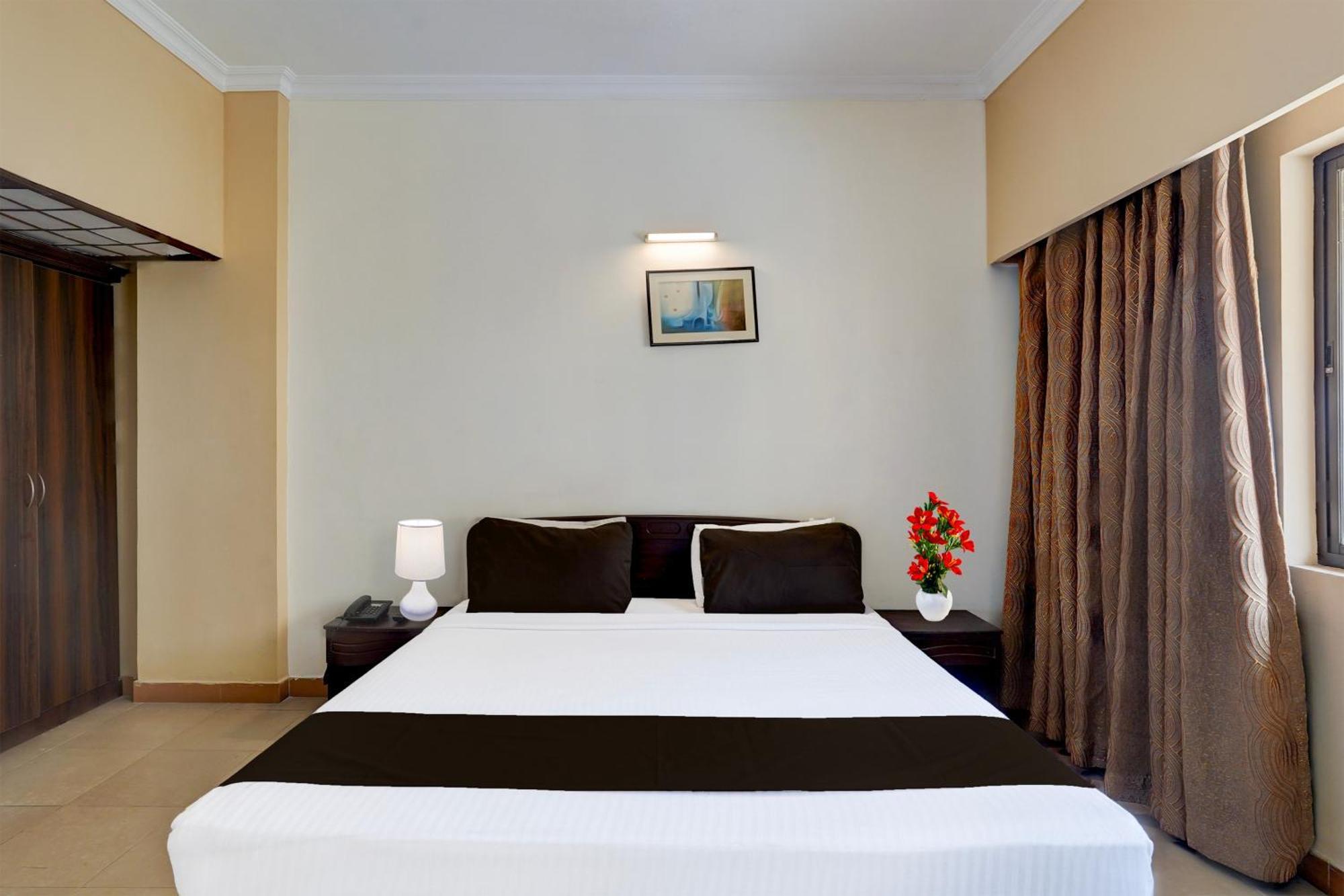 Hotel Super Townhouse Koyambedu Chennai Zewnętrze zdjęcie