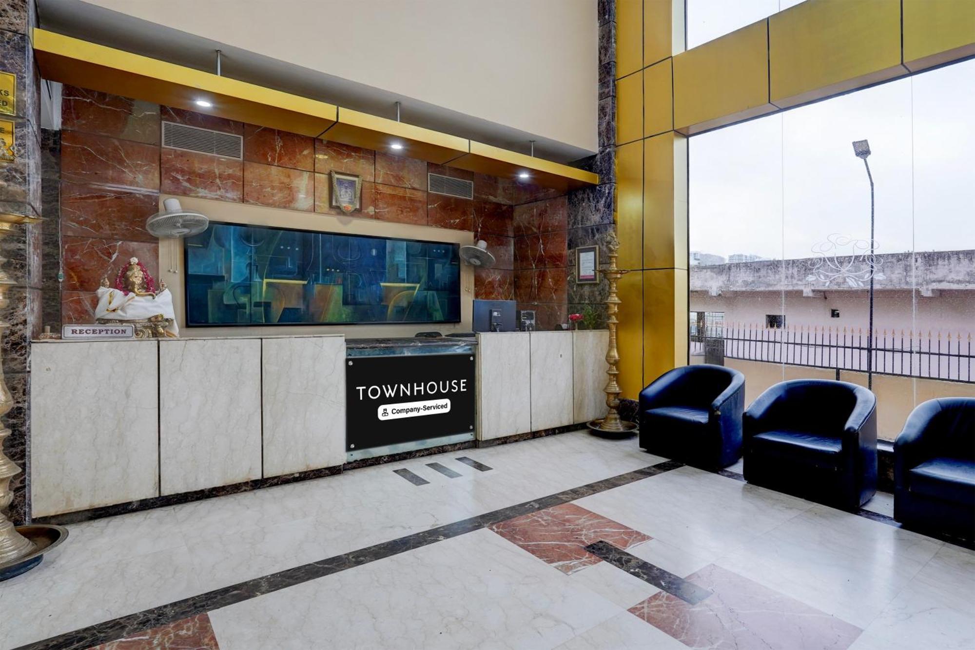 Hotel Super Townhouse Koyambedu Chennai Zewnętrze zdjęcie