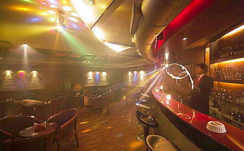 Hotel Super Townhouse Koyambedu Chennai Zewnętrze zdjęcie