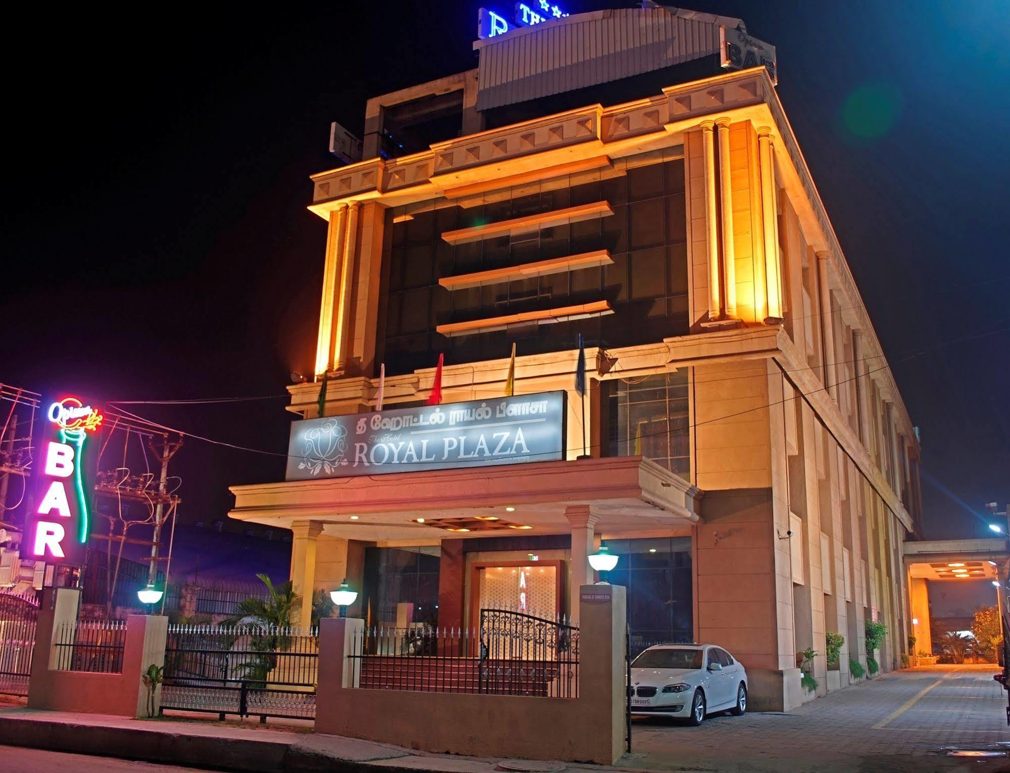 Hotel Super Townhouse Koyambedu Chennai Zewnętrze zdjęcie