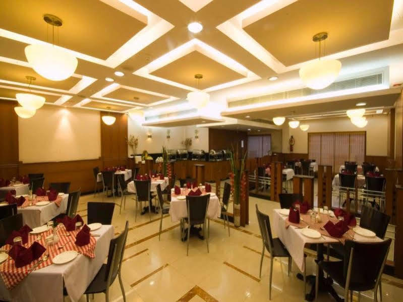 Hotel Super Townhouse Koyambedu Chennai Zewnętrze zdjęcie