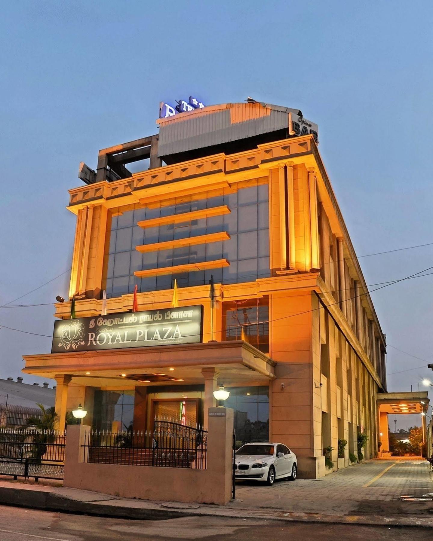 Hotel Super Townhouse Koyambedu Chennai Zewnętrze zdjęcie